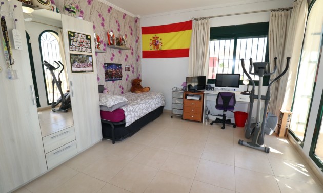Herverkoop - Villa - Ciudad Quesada - Doña Pepa
