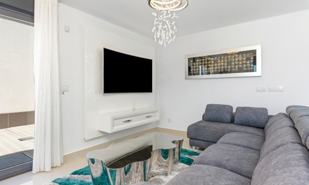 Resale - Villa - San Miguel de Salinas