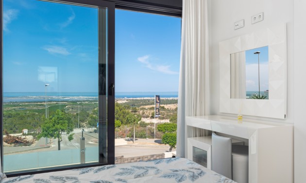 Resale - Villa - San Miguel de Salinas