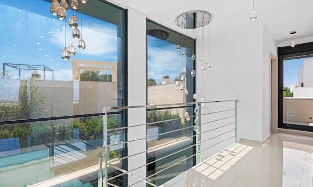 Resale - Villa - San Miguel de Salinas