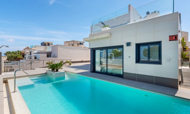Resale - Villa - San Miguel de Salinas