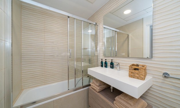 Resale - Apartment - Villajoyosa