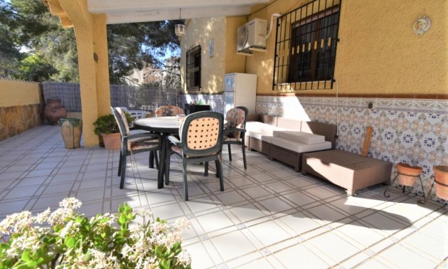 Herverkoop - Villa - Orihuela Costa - Villamartín