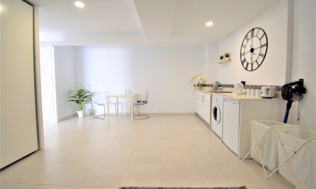 Herverkoop - Villa - Orihuela Costa - Villamartín