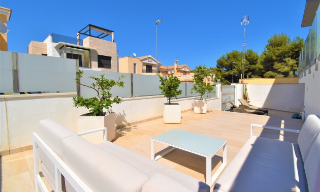 Herverkoop - Villa - Orihuela Costa - Villamartín