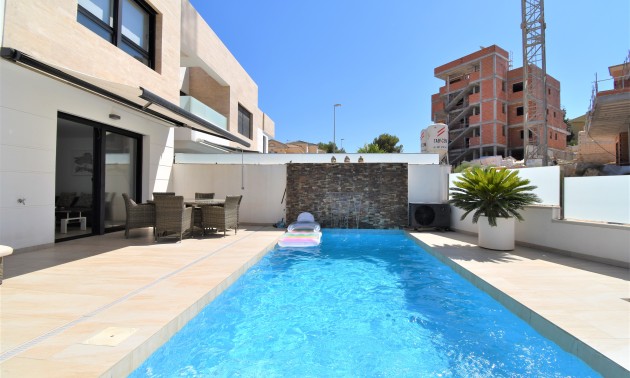 Herverkoop - Villa - Orihuela Costa - Villamartín