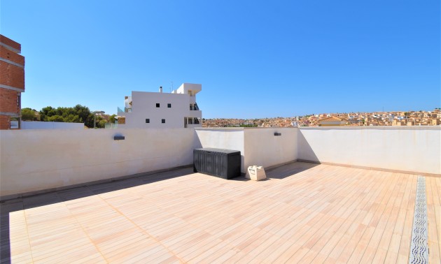 Herverkoop - Villa - Orihuela Costa - Villamartín