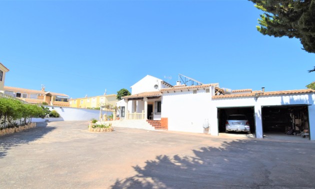 Herverkoop - Villa - Orihuela Costa - Villamartín