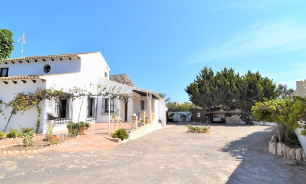 Herverkoop - Villa - Orihuela Costa - Villamartín
