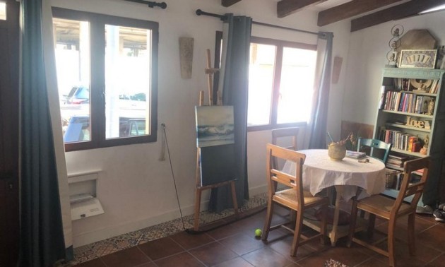 Resale - Townhouse - Los Montesinos