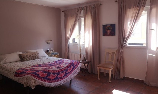 Resale - Townhouse - Los Montesinos