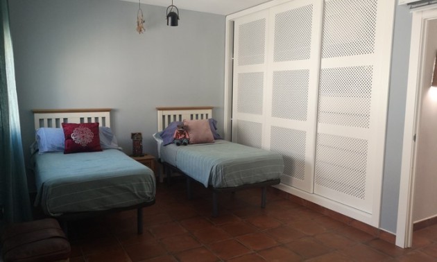 Resale - Townhouse - Los Montesinos