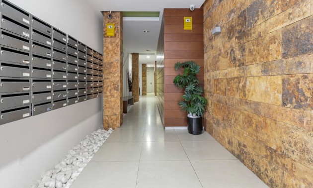 Herverkoop - Apartment - Torrevieja - La Mata
