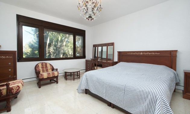 Herverkoop - Villa - Torrevieja - La Mata