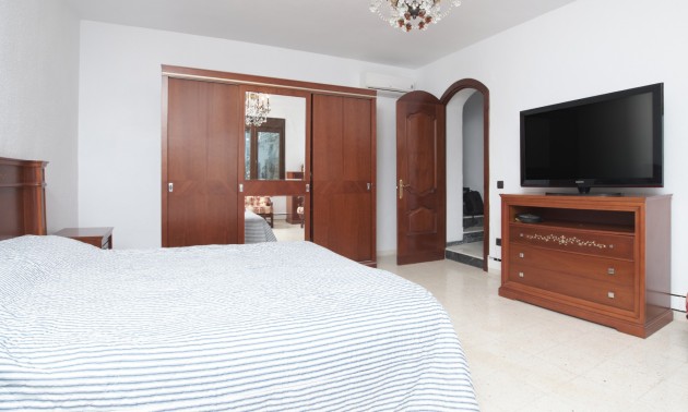 Herverkoop - Villa - Torrevieja - La Mata