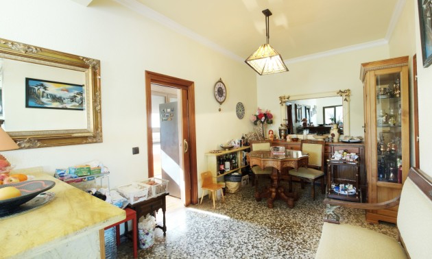 Herverkoop - Villa - Torrevieja - La Mata