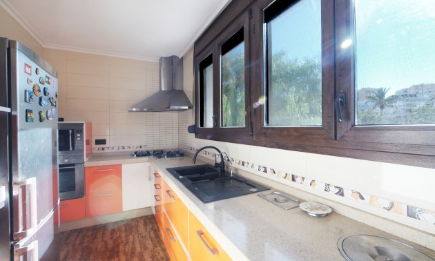 Herverkoop - Villa - Torrevieja - La Mata