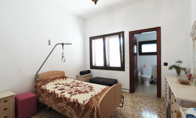 Herverkoop - Villa - Torrevieja - La Mata
