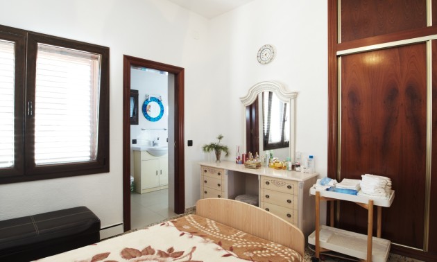 Herverkoop - Villa - Torrevieja - La Mata