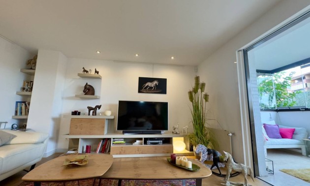 Herverkoop - Apartment - Alicante - Vistahermosa