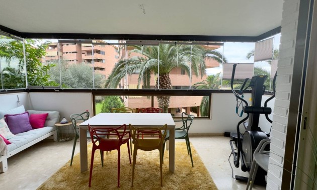 Herverkoop - Apartment - Alicante - Vistahermosa