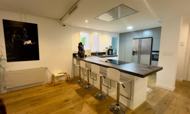 Herverkoop - Apartment - Alicante - Vistahermosa