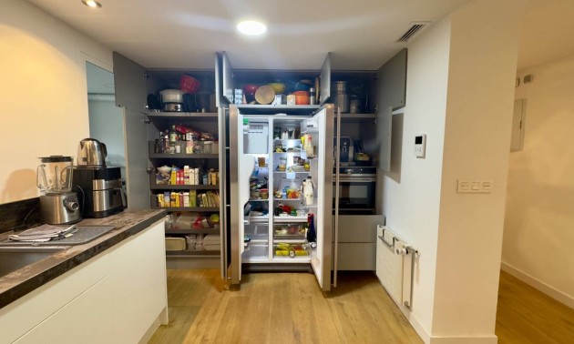Herverkoop - Apartment - Alicante - Vistahermosa