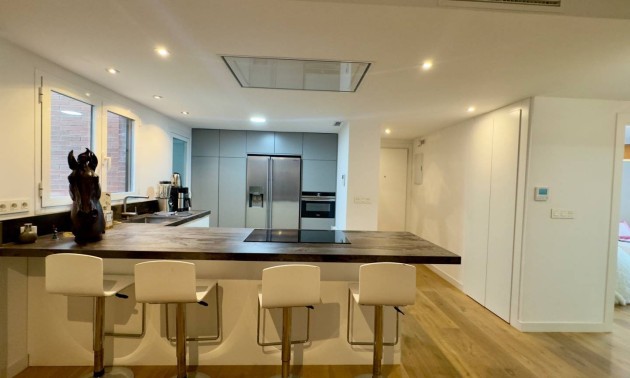 Herverkoop - Apartment - Alicante - Vistahermosa