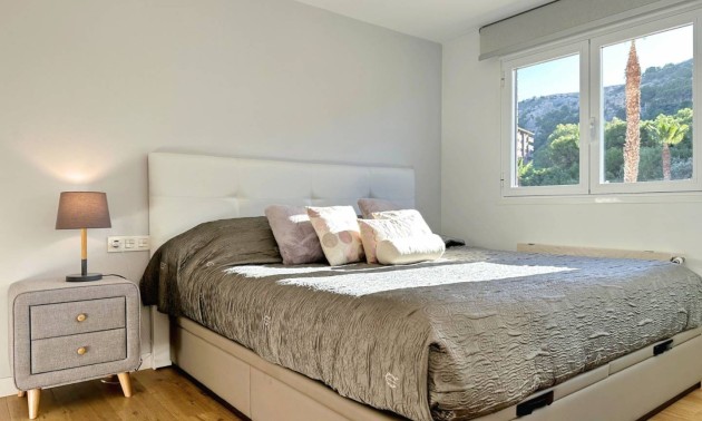 Herverkoop - Apartment - Alicante - Vistahermosa
