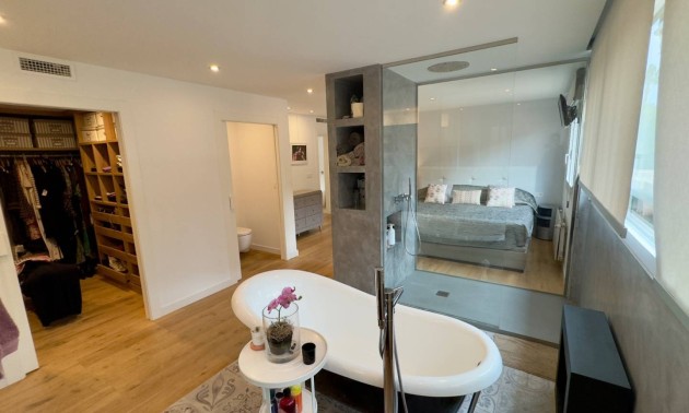 Herverkoop - Apartment - Alicante - Vistahermosa
