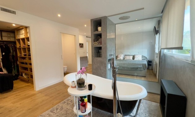 Herverkoop - Apartment - Alicante - Vistahermosa