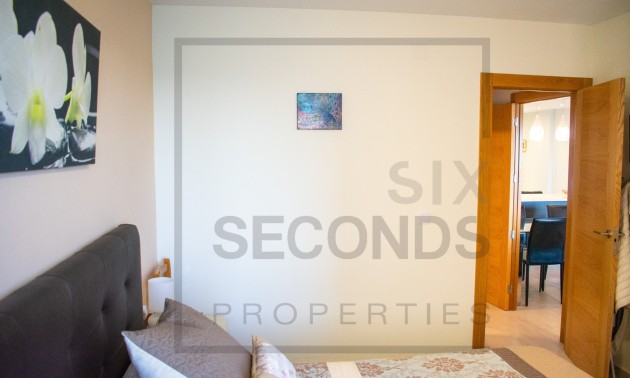 Herverkoop - Apartment - Torrevieja - Playa del Cura