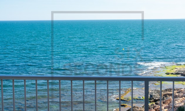 Herverkoop - Apartment - Torrevieja - Playa del Cura