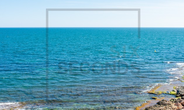 Herverkoop - Apartment - Torrevieja - Playa del Cura