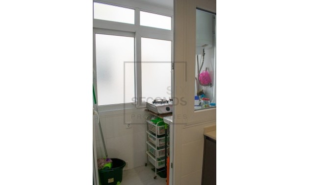 Herverkoop - Apartment - Torrevieja - Playa del Cura