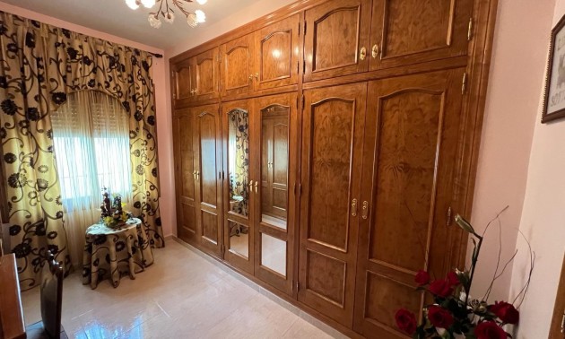 Resale - Villa - Orihuela Costa - Campoamor