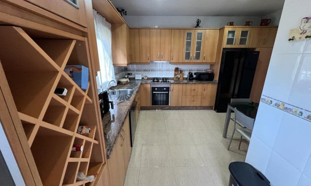 Resale - Villa - Orihuela Costa - Campoamor