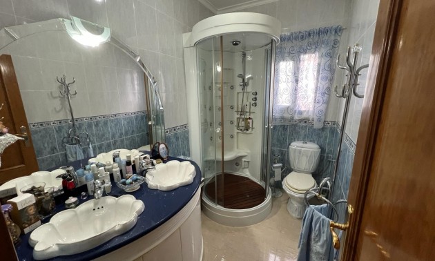 Resale - Villa - Orihuela Costa - Campoamor