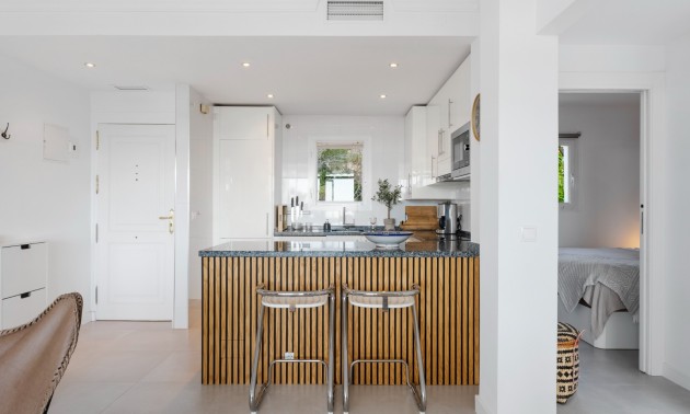 Herverkoop - Apartment - Benahavis - La Quinta