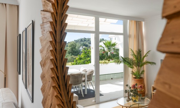 Herverkoop - Apartment - Benahavis - La Quinta