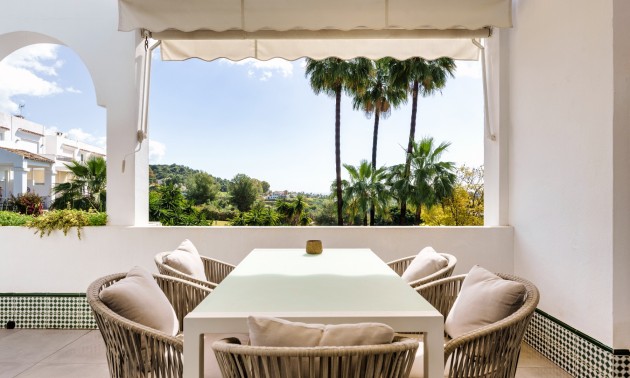 Herverkoop - Apartment - Benahavis - La Quinta