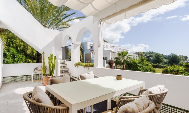 Herverkoop - Apartment - Benahavis - La Quinta