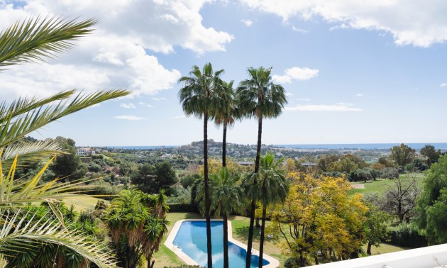 Herverkoop - Apartment - Benahavis - La Quinta