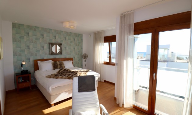 Revente - Maison de ville - Guardamar del Segura