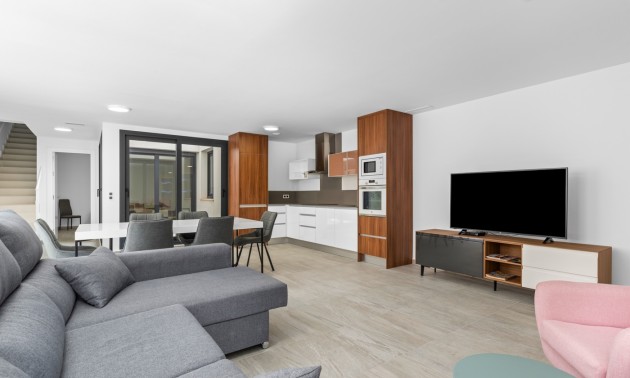 Herverkoop - Villa - San Miguel de Salinas - Orihuela Costa