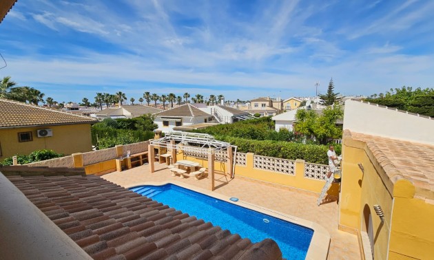 Herverkoop - Villa - Los Alcazares