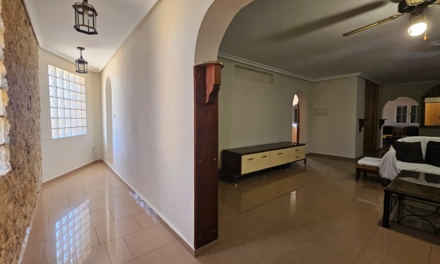 Herverkoop - Villa - Los Alcazares