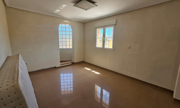 Herverkoop - Villa - Los Alcazares