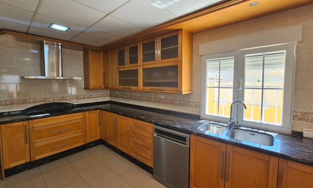 Herverkoop - Villa - Los Alcazares