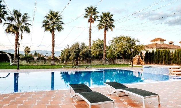Resale - Villa - Catral